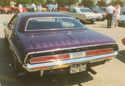 1970 Dodge Challenger R/T - 426 HEMI
